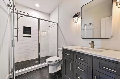 Bath - 861 Bailey Woods Rd, Dacula, GA 30019 photo 4 of 10
