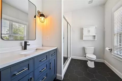 Bath - 861 Bailey Woods Rd, Dacula, GA 30019 photo 5 of 10
