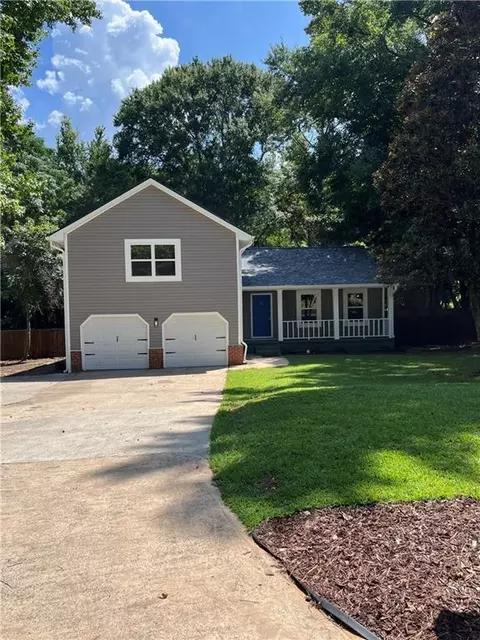 204 Groveland Dr, Peachtree City, GA 30269