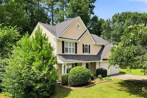 1593 Woodmore Dr SW, Marietta, GA 30008