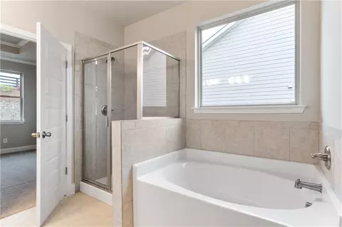 Bath - 5984 Spring Way, Stonecrest, GA 30038 photo 1 of 2