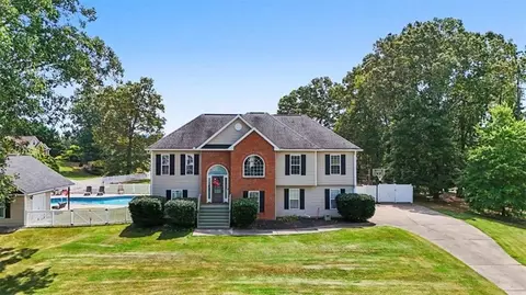 36 Valley Edge Dr, Rockmart, GA 30153