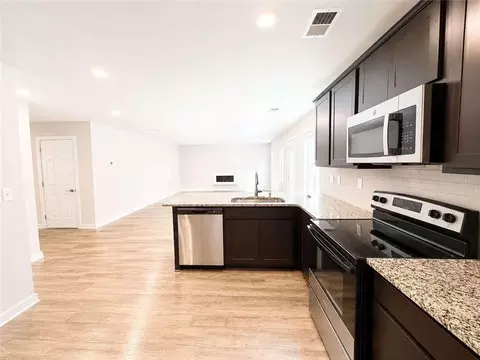 Kitchen - 403 Limerick Way, Hampton, GA 30228 photo 1 of 2