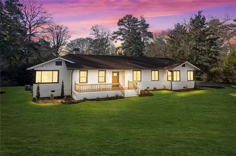 1099 Pine Valley Rd, Griffin, GA 30224