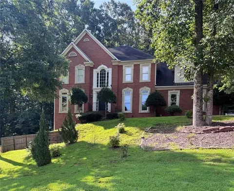 2040 Putnam Pt, Lawrenceville, GA 30044