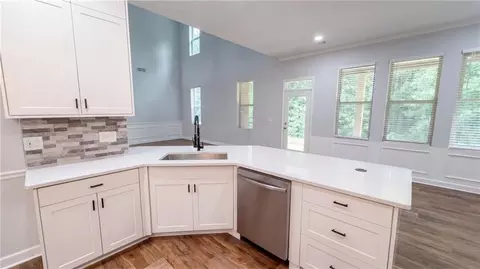Kitchen - 321 Basel Way, Hampton, GA 30228 photo 1 of 3