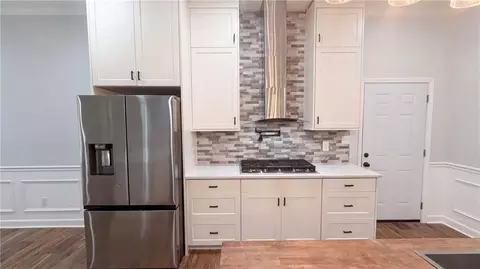 Kitchen - 321 Basel Way, Hampton, GA 30228 photo 2 of 3