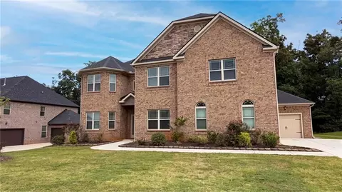 Exterior - 321 Basel Way, Hampton, GA 30228 photo 4 of 9