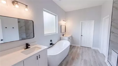 Bath - 321 Basel Way, Hampton, GA 30228 photo 6 of 9