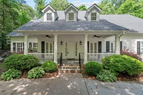 2058 Sewanee Ct, Villa Rica, GA 30180
