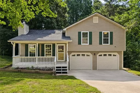 3949 Edgebrook Dr, Flowery Branch, GA 30542