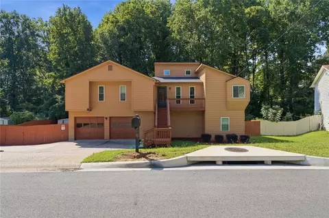 2890 Creekwood Ln NW, Lawrenceville, GA 30044