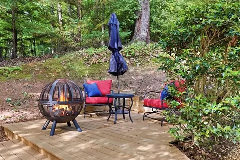 Exterior - 197 Summer Rd, Clarkesville, GA 30523 photo 7 of 12