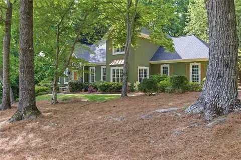 Exterior - 197 Summer Rd, Clarkesville, GA 30523 photo 11 of 12