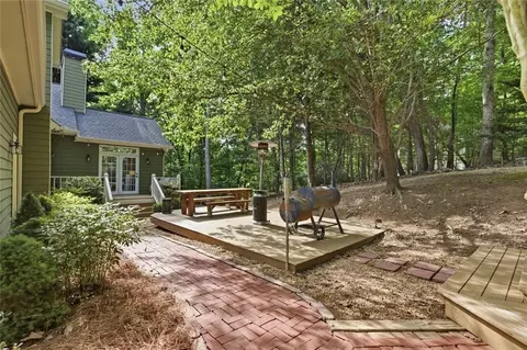 Exterior - 197 Summer Rd, Clarkesville, GA 30523 photo 6 of 12