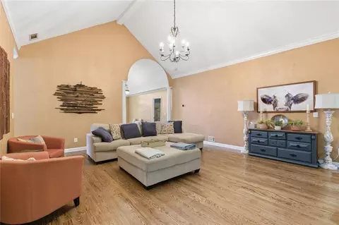 Living - 197 Summer Rd, Clarkesville, GA 30523 photo 2 of 3