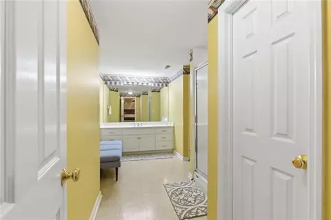 Bath - 197 Summer Rd, Clarkesville, GA 30523 photo 5 of 5