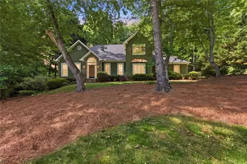 Exterior - 197 Summer Rd, Clarkesville, GA 30523 photo 9 of 12