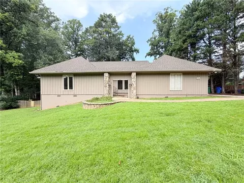 5344 Forest Springs Dr, Atlanta, GA 30338