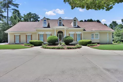 3581 Kilpatrick Ln, Snellville, GA 30039
