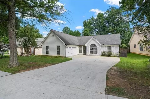5235 Sterling Trace Ct NW, Lilburn, GA 30047