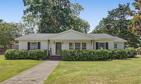 117 Chestnut St, Cedartown, GA 30125
