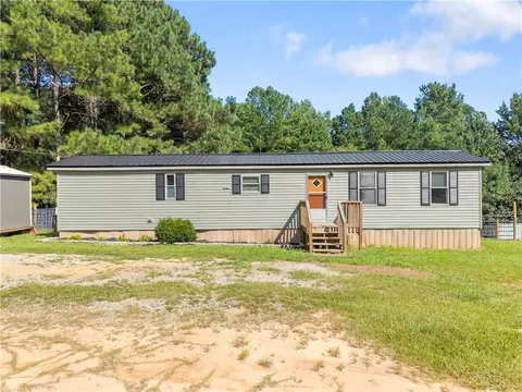 247 Highway 323, Maysville, GA 30558