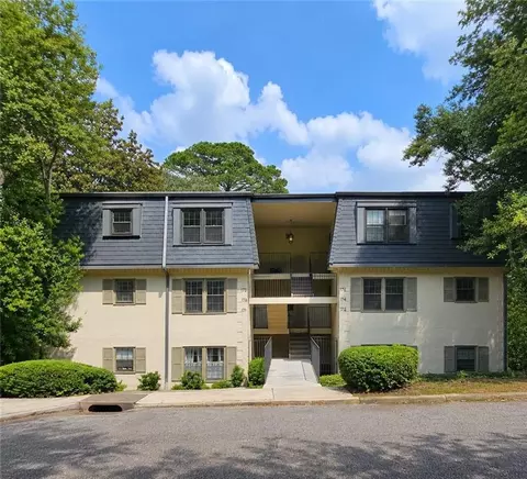 173 Amherst Pl NW, Atlanta, GA 30327
