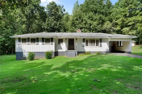 797 Seabolt Rd, Locust Grove, GA 30248