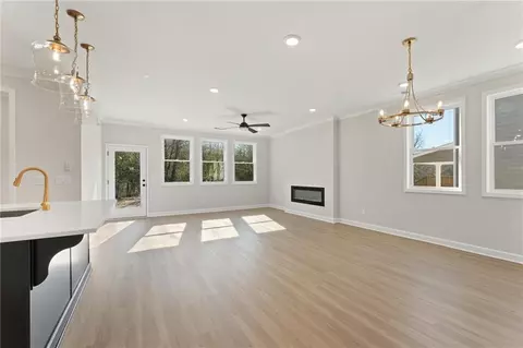 4214 Karenwood Cir, Powder Springs, GA 30127