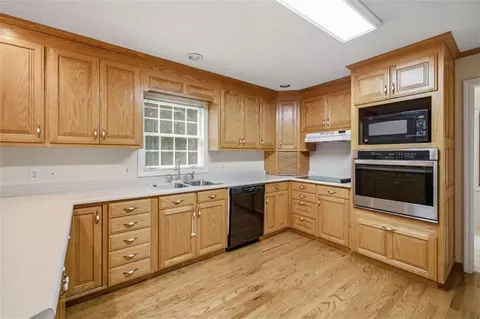 Kitchen - 2600 Level Grove Rd, Cornelia, GA 30531 photo 3 of 3