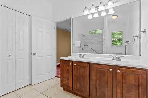 Bath - 163 Nicki Ct, Hampton, GA 30228 photo 1 of 3