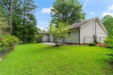 Exterior - 163 Nicki Ct, Hampton, GA 30228 photo 5 of 8