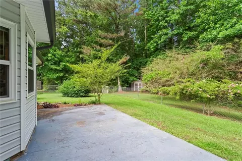 Exterior - 163 Nicki Ct, Hampton, GA 30228 photo 3 of 8