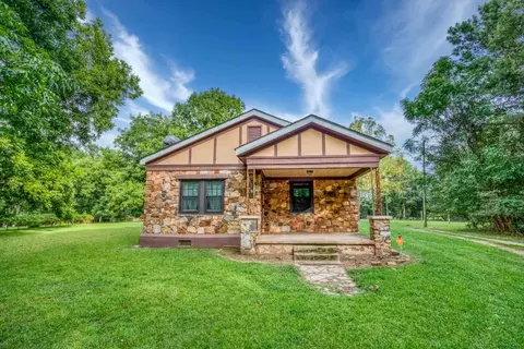 2067 Cleveland Rd, Bogart, GA 30622