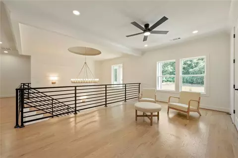 Entry Way - 942 Cooper Rd, Grayson, GA 30017 photo 2 of 4