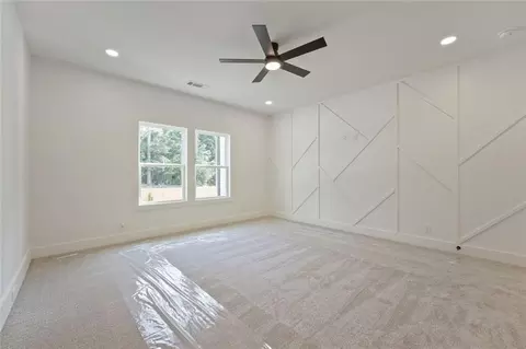 Bedroom - 942 Cooper Rd, Grayson, GA 30017 photo 4 of 6