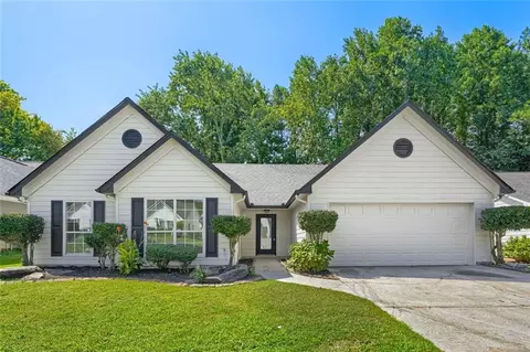 1090 Avalon Dr, Lawrenceville, GA 30044