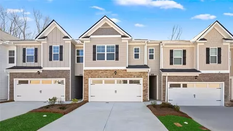 1302 Aura Ln, Lawrenceville, GA 30045