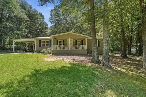 215 Hoke St, Maysville, GA 30558