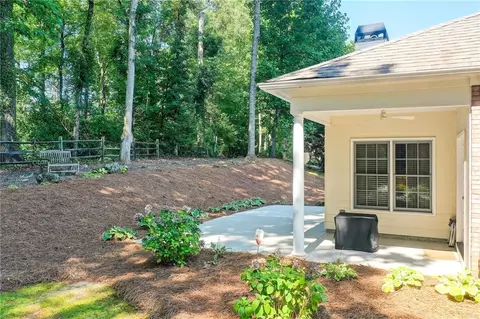 Exterior - 4903 Eagles Ridge Loop, Lithonia, GA 30038 photo 5 of 8