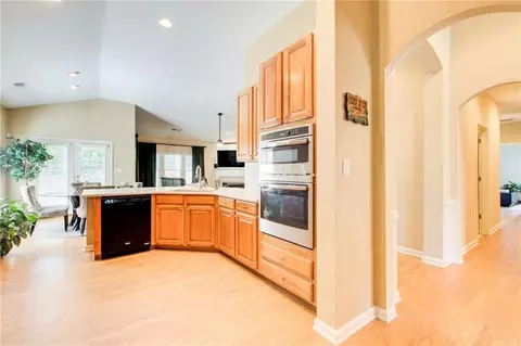 Entry Way - 4903 Eagles Ridge Loop, Lithonia, GA 30038 photo 7 of 8