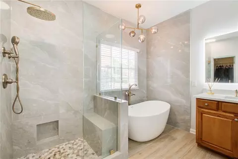 Bath - 4903 Eagles Ridge Loop, Lithonia, GA 30038 photo 3 of 6