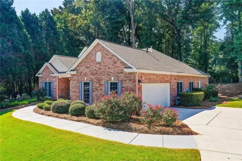 Exterior - 4903 Eagles Ridge Loop, Lithonia, GA 30038 photo 8 of 8