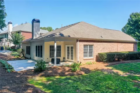 Exterior - 4903 Eagles Ridge Loop, Lithonia, GA 30038 photo 4 of 8