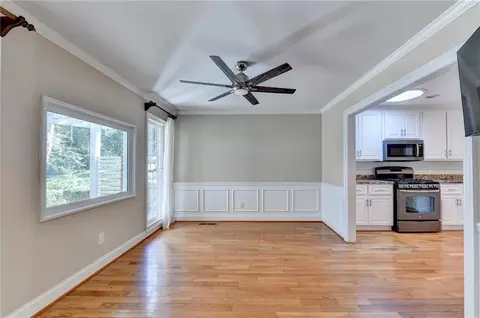 Living - 611 Iris Ln, Winder, GA 30680 photo 9 of 12