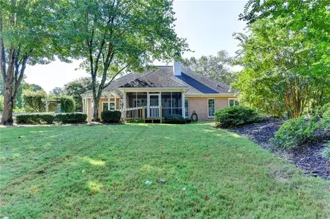 Exterior - 611 Iris Ln, Winder, GA 30680 photo 16 of 17