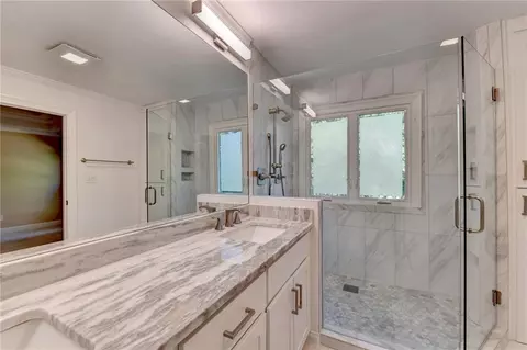 Bath - 611 Iris Ln, Winder, GA 30680 photo 3 of 8