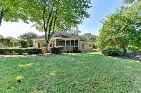 Exterior - 611 Iris Ln, Winder, GA 30680 photo 17 of 17