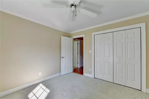 Bedroom - 611 Iris Ln, Winder, GA 30680 photo 4 of 14